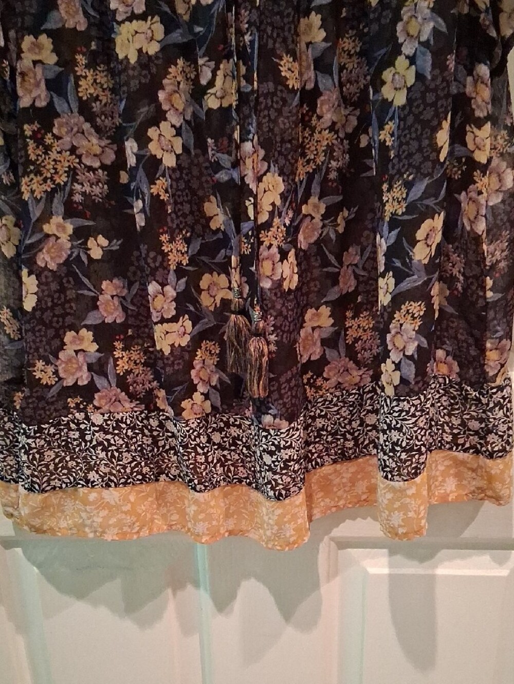 Knox Rose Black Floral Smocked Short Sleeve Blouse with Yellow Trim - Picture 6 of 11